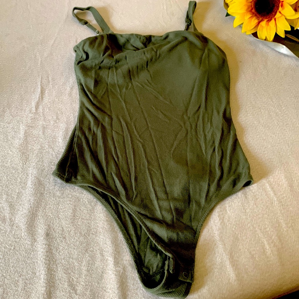 Super cute bodysuit